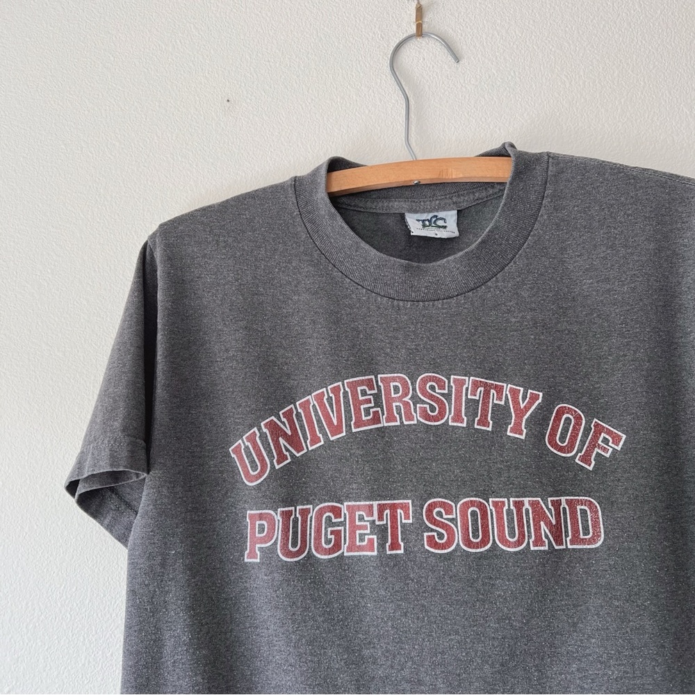 Gray University of Puget Sound T-Shirt vintage 90’s size‎ S